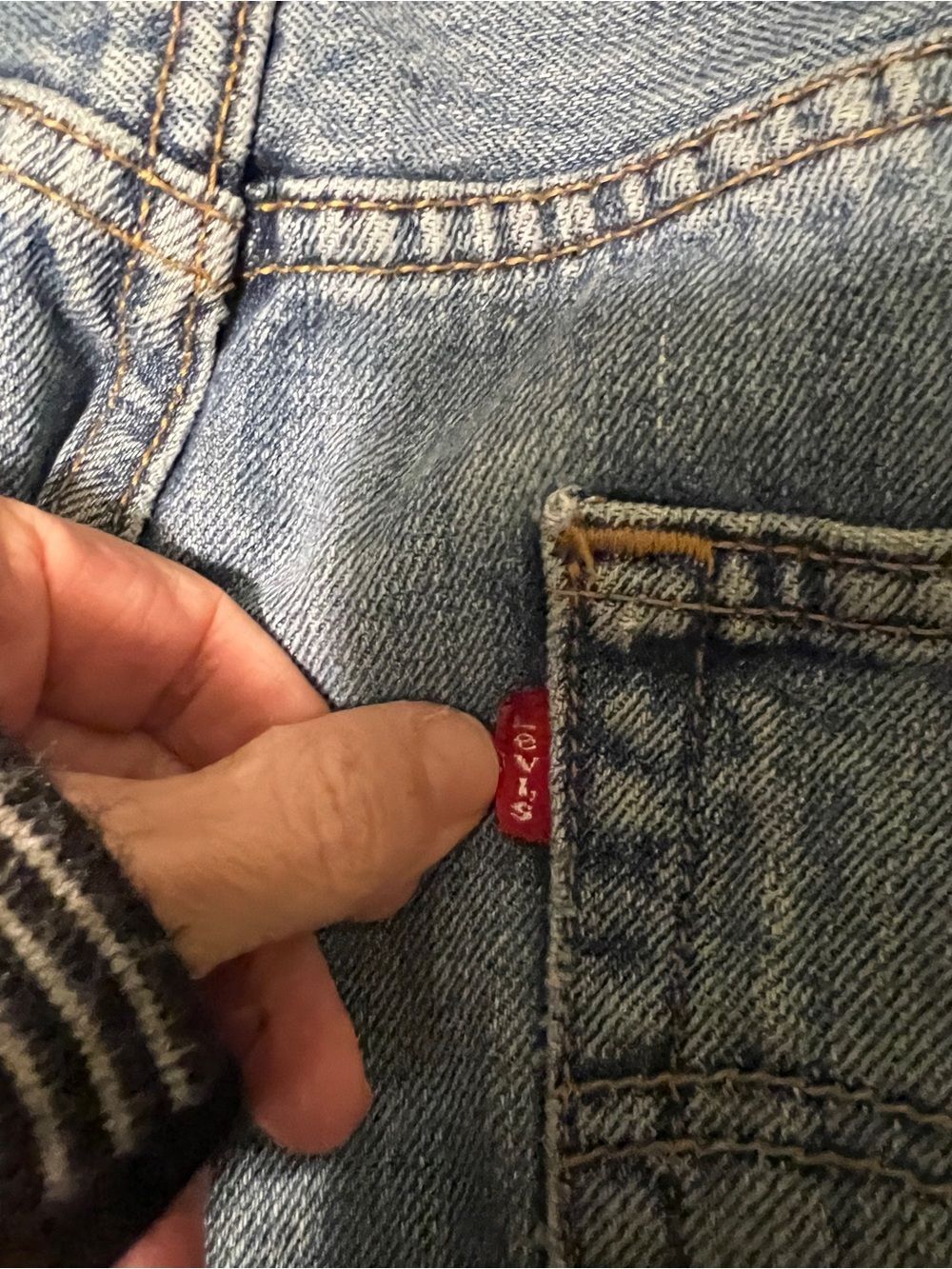 Levi's Straight Fit Men's Jeans in Blue Denim - Picture 6 of 9